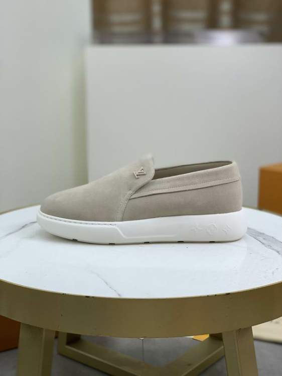Picture of Louis Vuitton Shoes _SKULVsz38-46mnf071016182